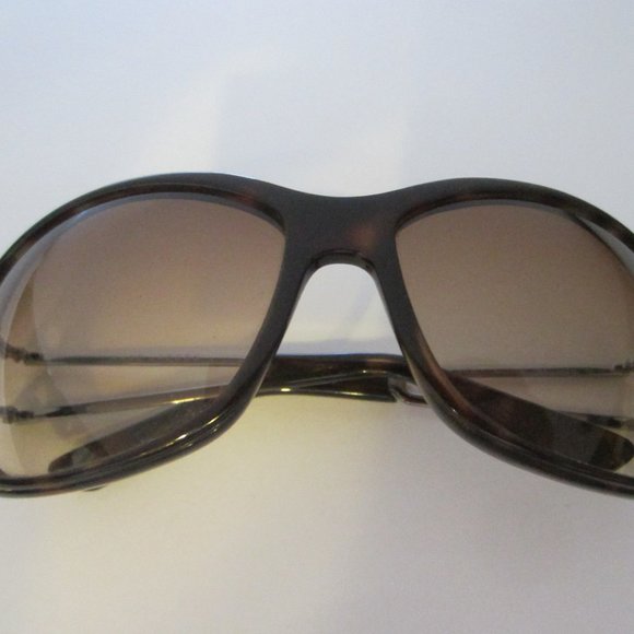 Marc Jacobs Designer Sunglass Made in Italy White Leather Case main image 12